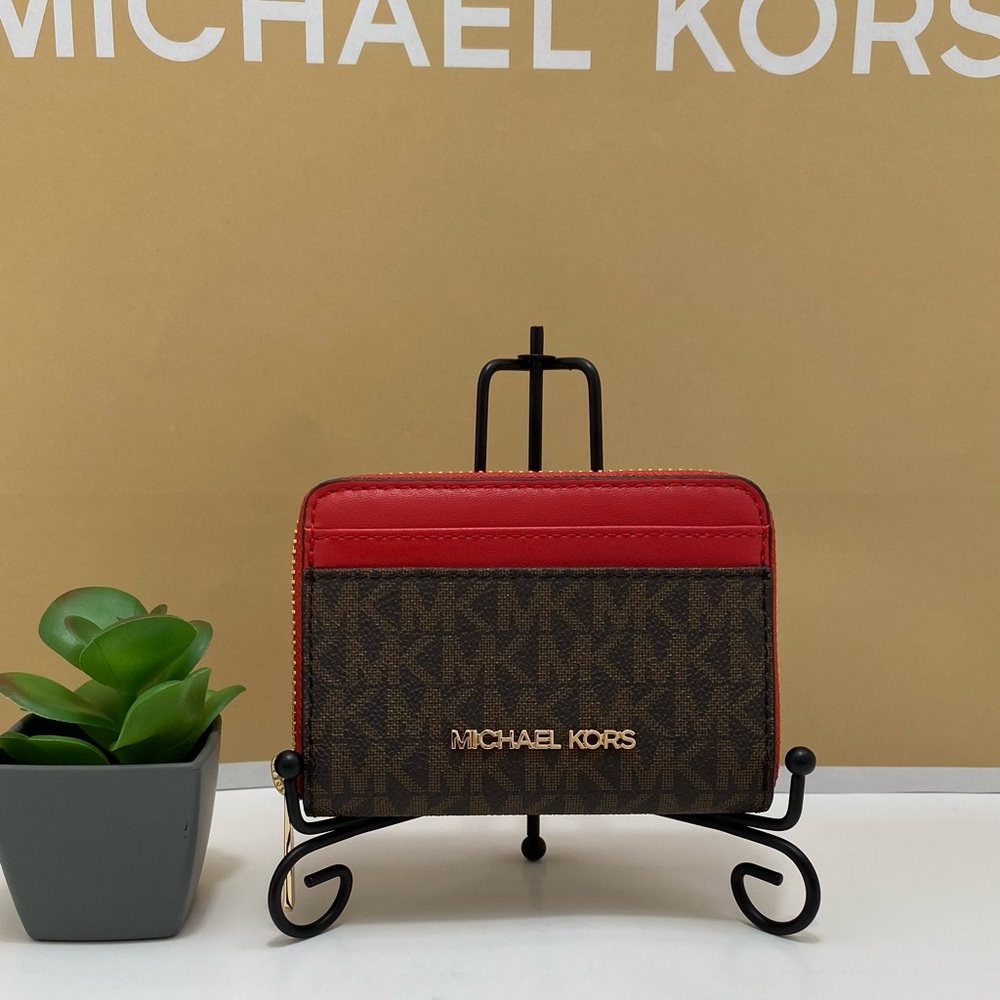 Michael kors card holder